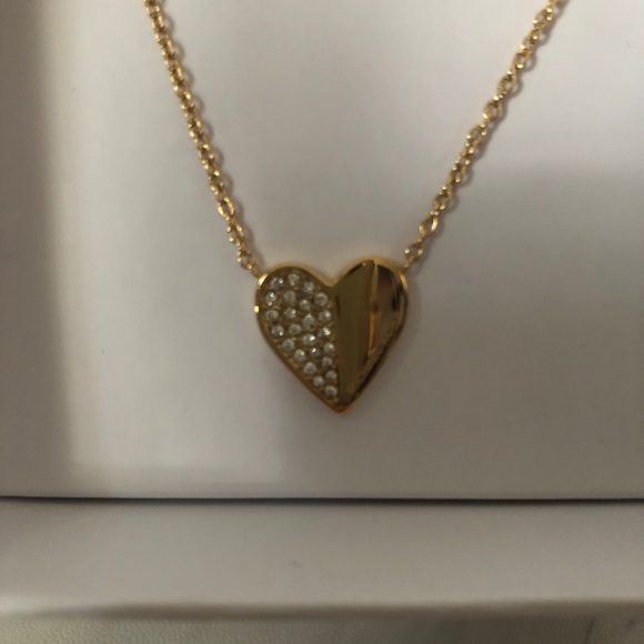NWT Michael Kors Heart Necklace and Earrings Set - Picture 3 of 7